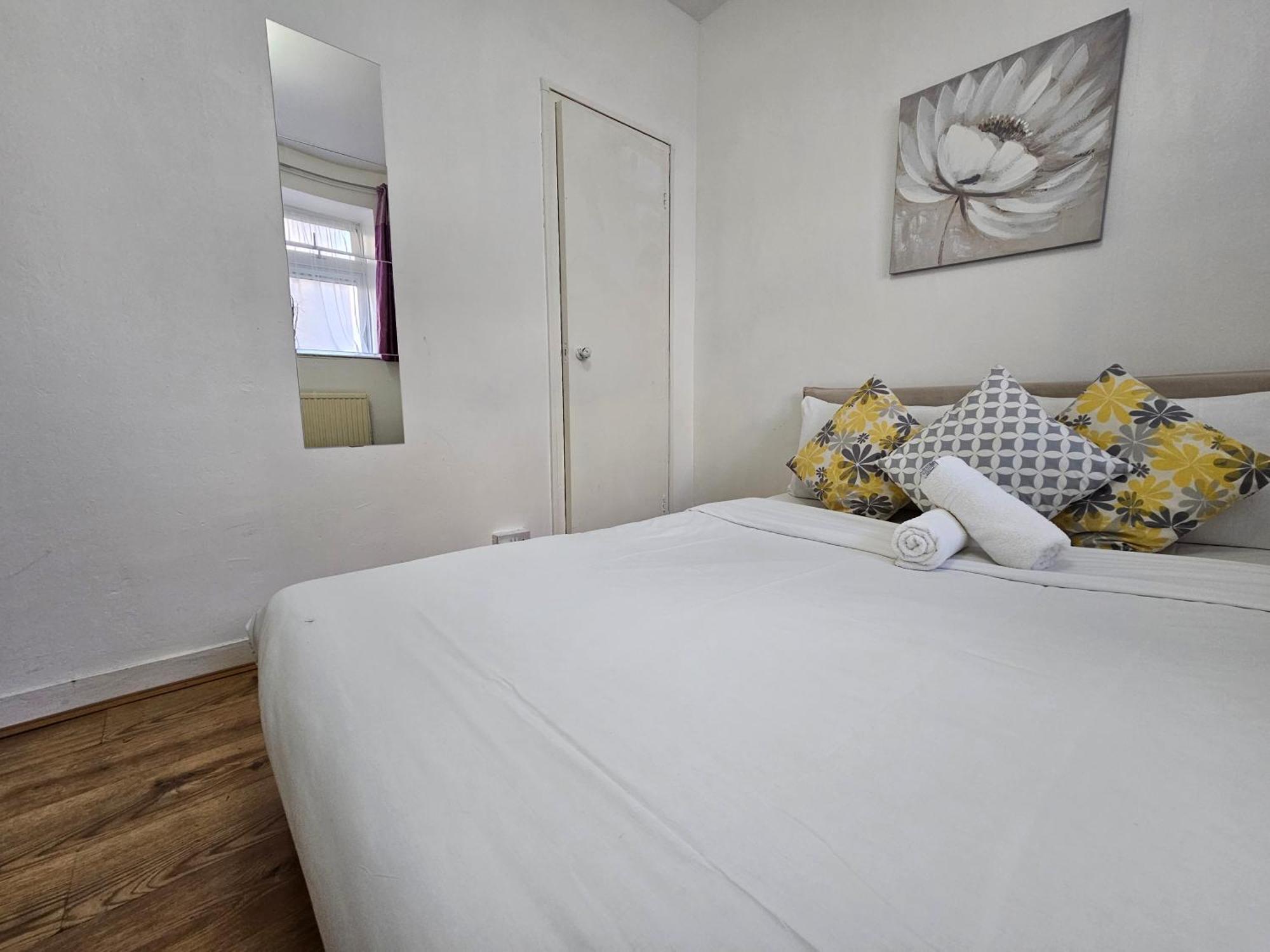 Globe Rooms London Luaran gambar